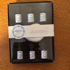 Balance Soothing Essential Oils Set - Black and White